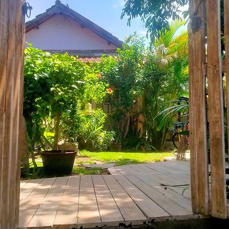 Little Elephant Cottage Gili Trawangan Exterior foto