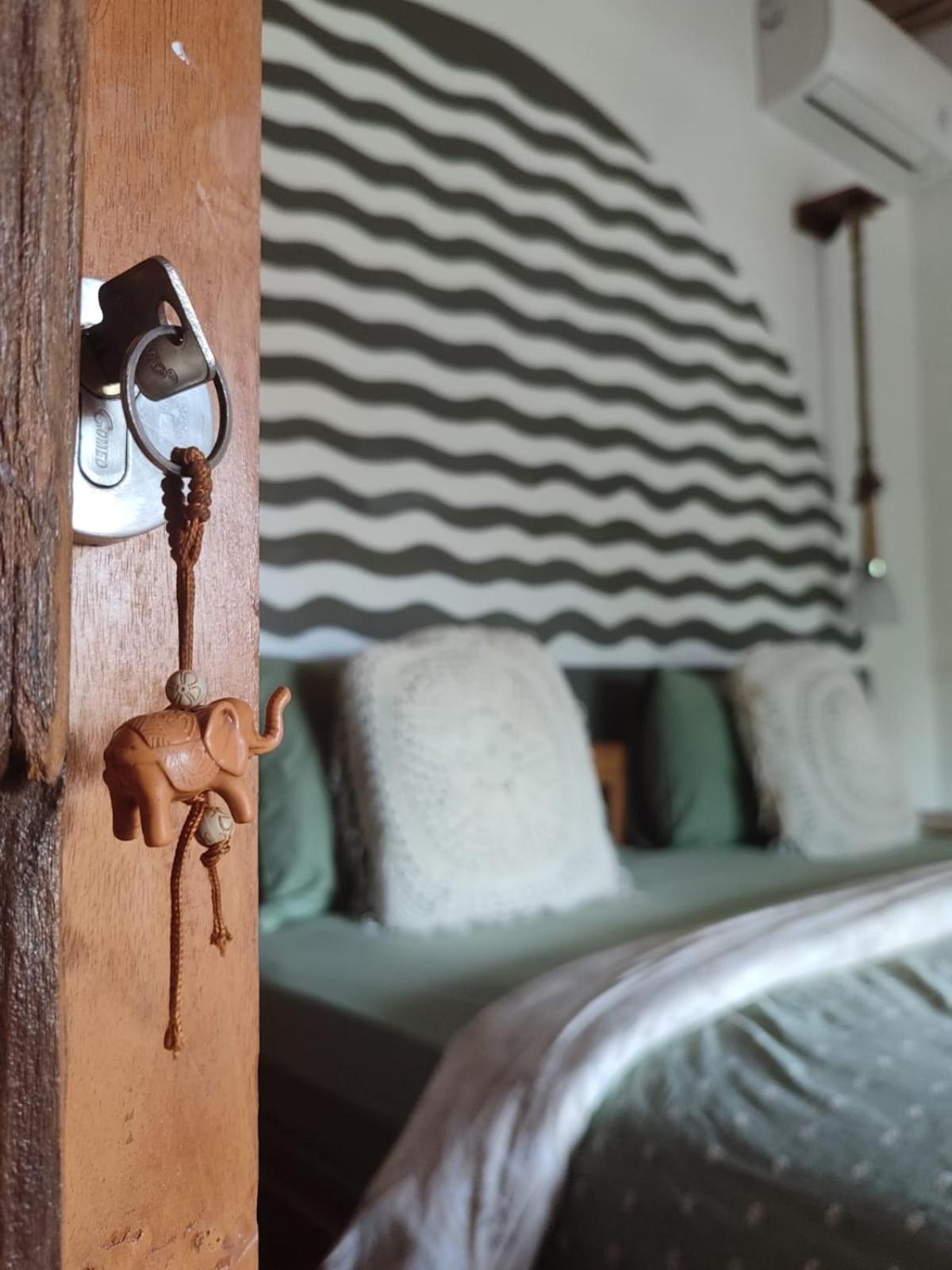 Little Elephant Cottage Gili Trawangan Exterior foto